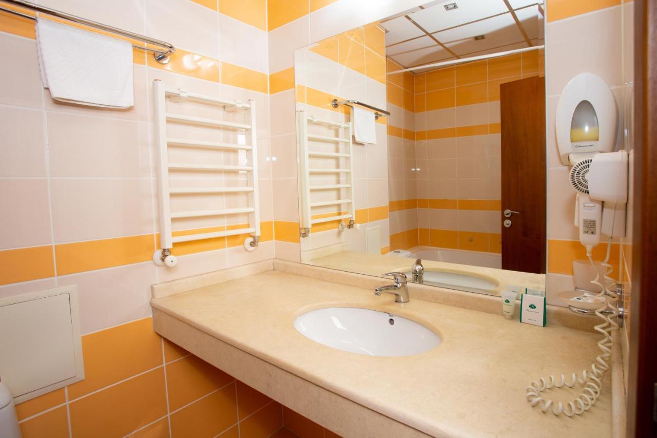 Contessa Hotel Sumen Kültér fotó