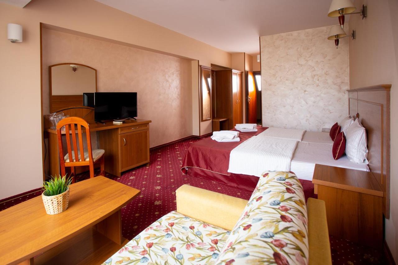 Contessa Hotel Sumen Kültér fotó