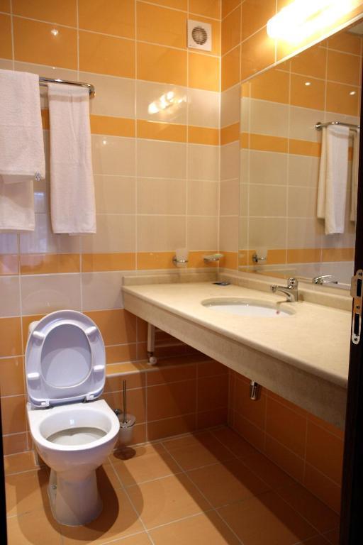Contessa Hotel Sumen Szoba fotó