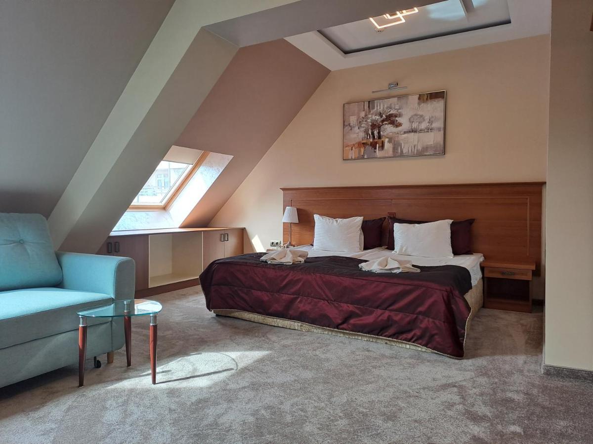 Contessa Hotel Sumen Kültér fotó