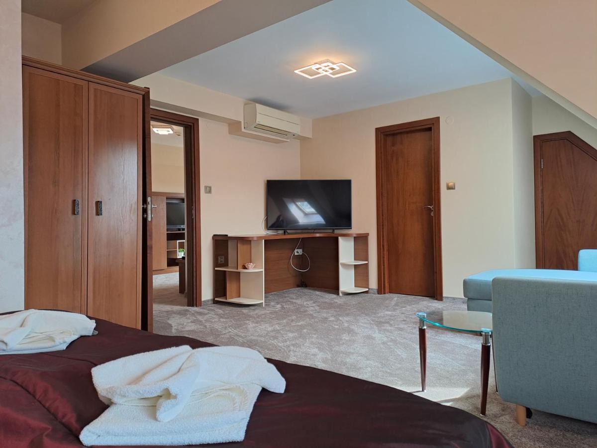 Contessa Hotel Sumen Kültér fotó