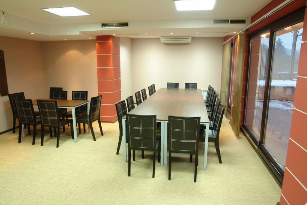 Contessa Hotel Sumen Kültér fotó